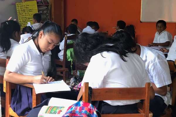 Voluntariado Nicaragua - Reforzamiento Escolar